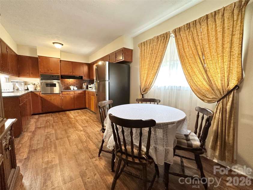 1577 Catawba Terrace, Lenoir, NC 28645.  MLS# CAR4379132, YatesRealty ID 22011. 