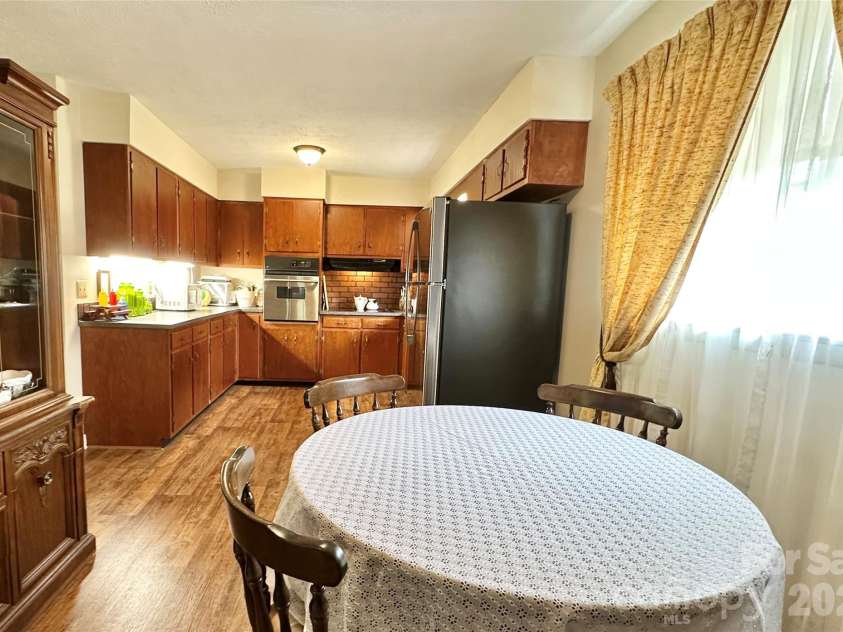 1577 Catawba Terrace, Lenoir, NC 28645.  MLS# CAR4379132, YatesRealty ID 22011. 