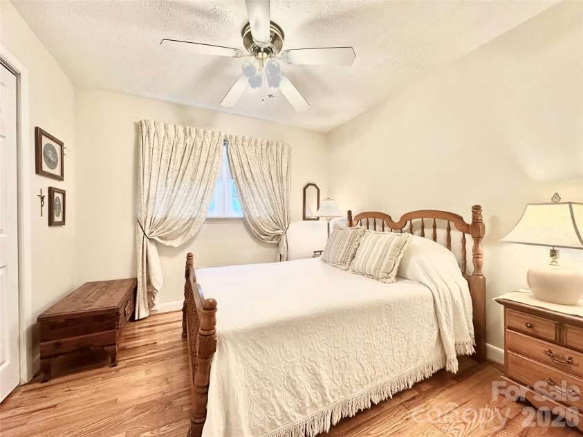 1577 Catawba Terrace, Lenoir, NC 28645.  MLS# CAR4379132, YatesRealty ID 22011. 