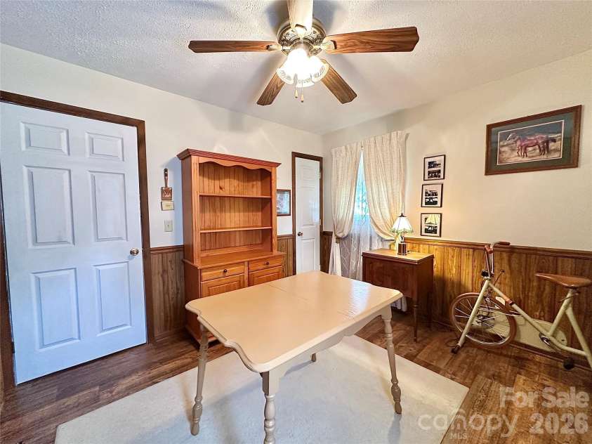 1577 Catawba Terrace, Lenoir, NC 28645.  MLS# CAR4379132, YatesRealty ID 22011. 