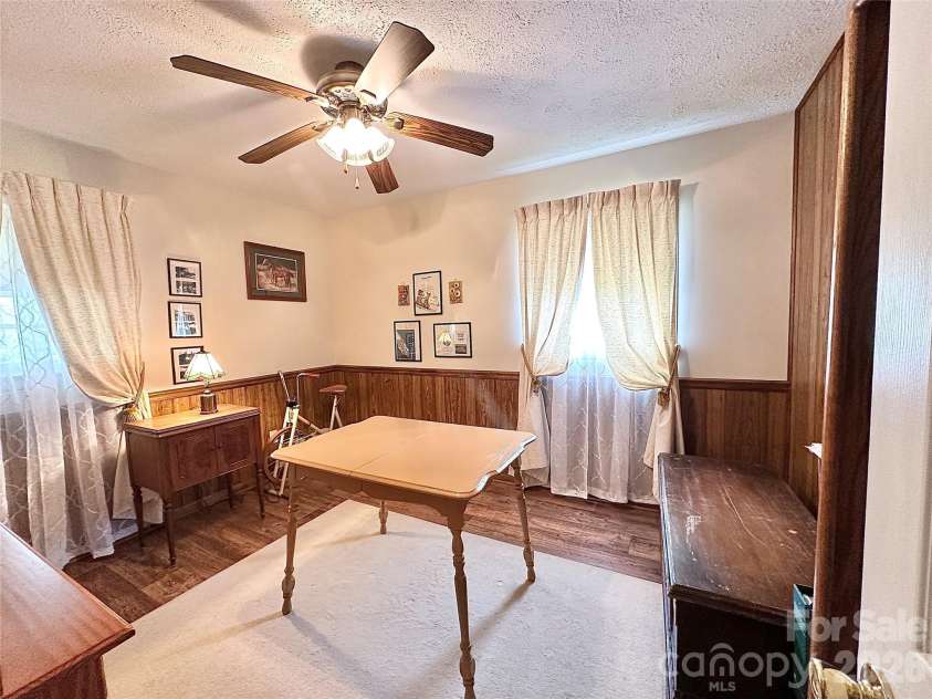 1577 Catawba Terrace, Lenoir, NC 28645.  MLS# CAR4379132, YatesRealty ID 22011. 