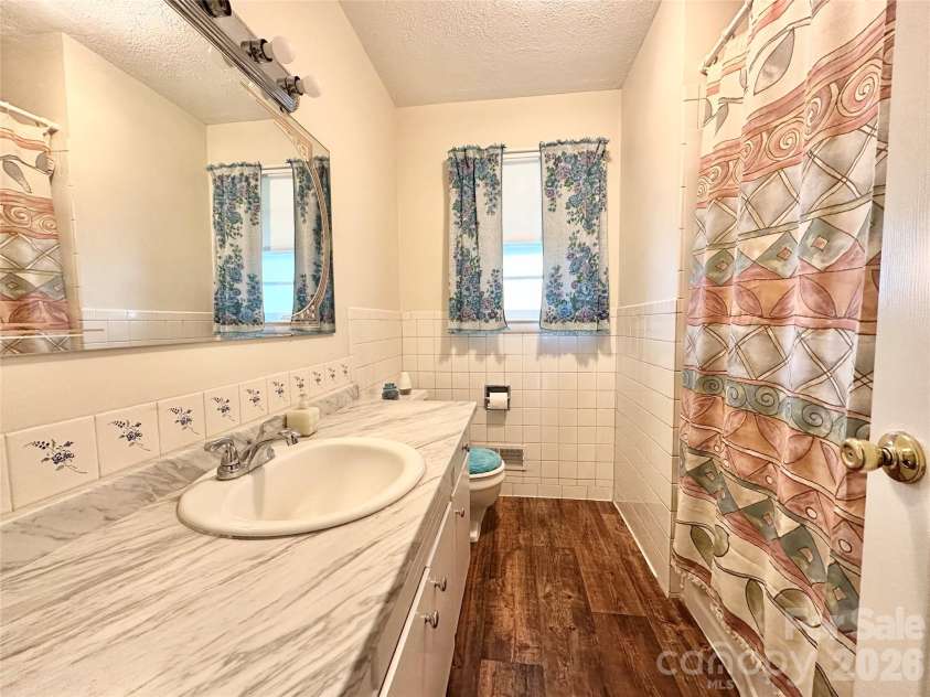 1577 Catawba Terrace, Lenoir, NC 28645.  MLS# CAR4379132, YatesRealty ID 22011. 