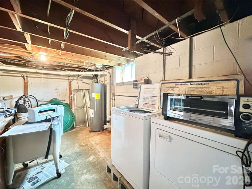 1577 Catawba Terrace, Lenoir, NC 28645.  MLS# CAR4379132, YatesRealty ID 22011. 