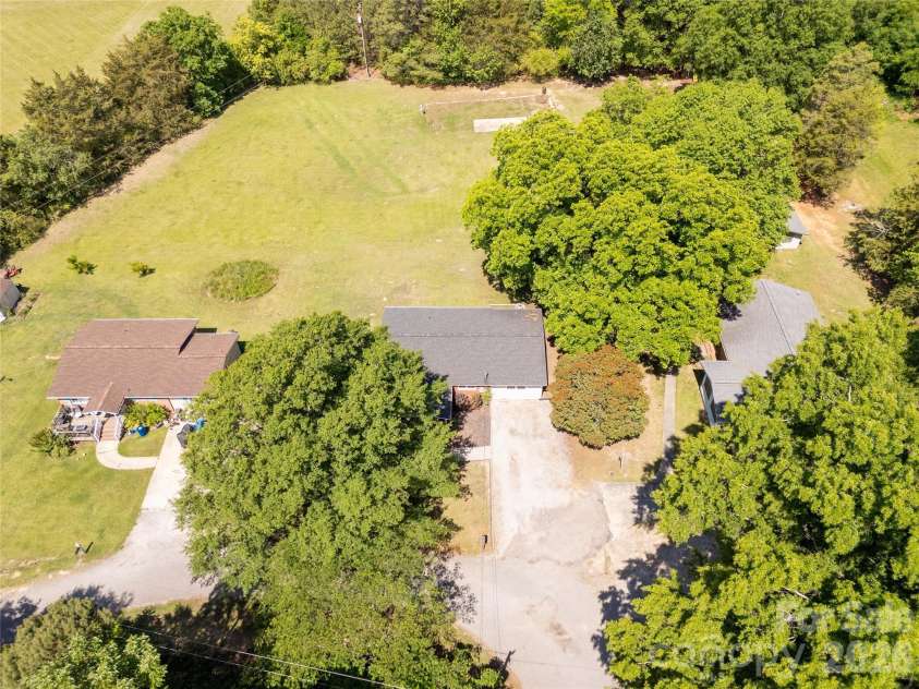 2245 Felly Lane, Lancaster, SC 29720.  MLS# CAR4381681, YatesRealty ID 22012. 