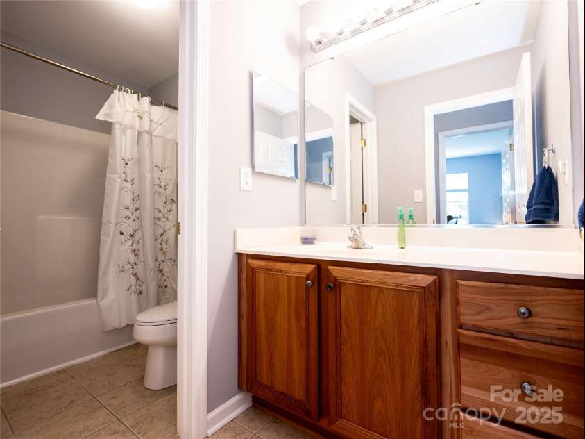 219 Harrowfield Heights, York, SC 29745.  MLS# CAR4272807, YatesRealty ID 22014. 