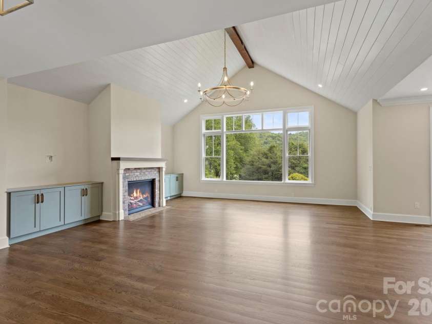 301 Winding Meadows Drive, Flat Rock, NC 28731.  MLS# CAR4381410, YatesRealty ID 22014. 
