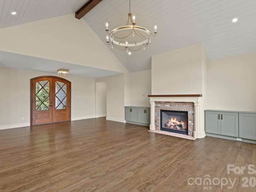 301 Winding Meadows Drive, Flat Rock, NC 28731.  MLS# CAR4381410, YatesRealty ID 22014. 