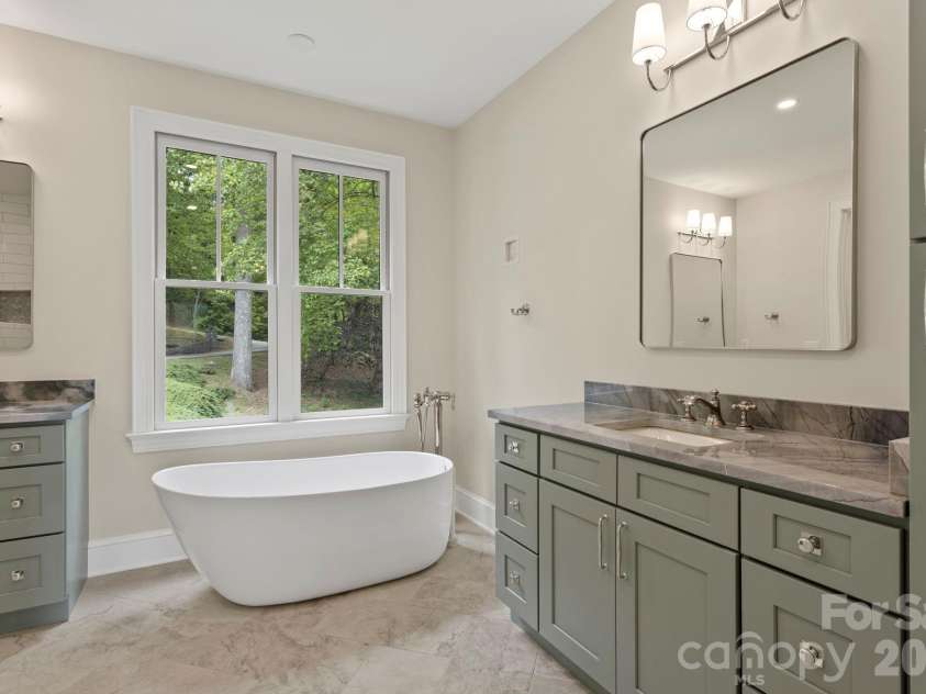 301 Winding Meadows Drive, Flat Rock, NC 28731.  MLS# CAR4381410, YatesRealty ID 22014. 