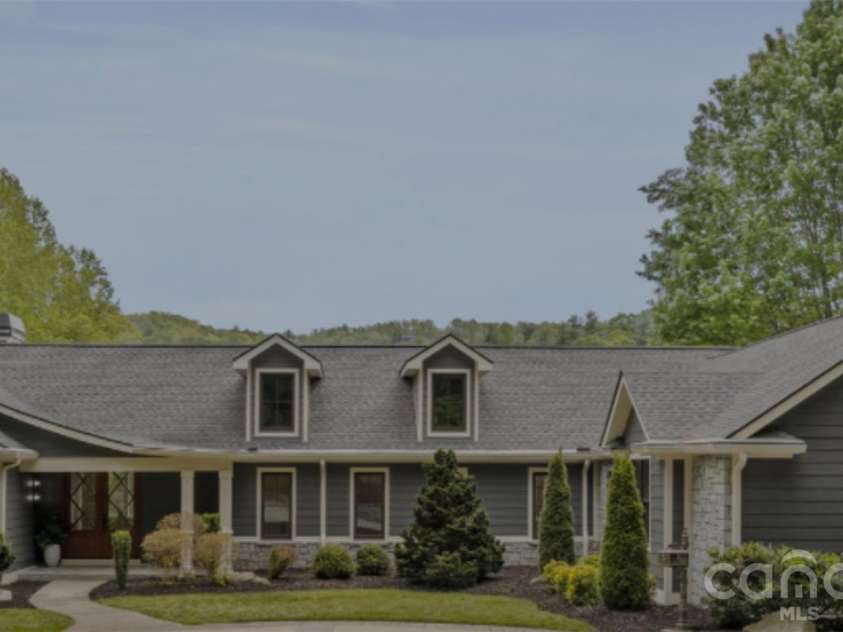 301 Winding Meadows Drive, Flat Rock, NC 28731.  MLS# CAR4381410, YatesRealty ID 22014. 