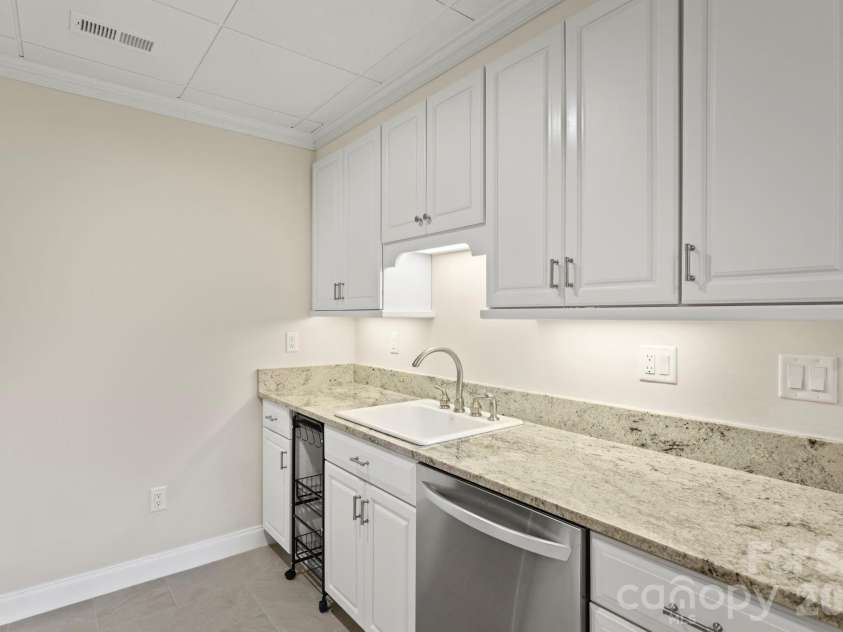 301 Winding Meadows Drive, Flat Rock, NC 28731.  MLS# CAR4381410, YatesRealty ID 22014. 