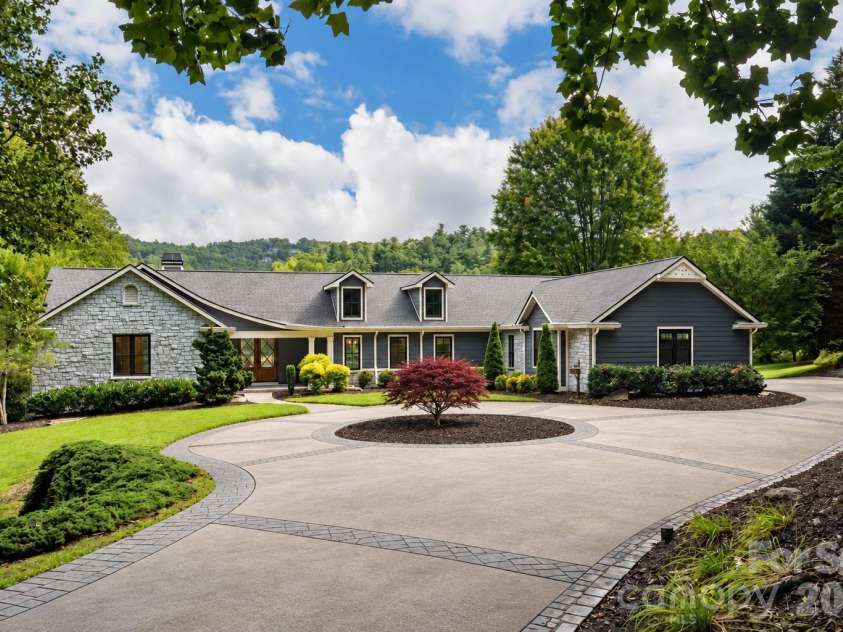 301 Winding Meadows Drive, Flat Rock, NC 28731.  MLS# CAR4381410, YatesRealty ID 22014. 