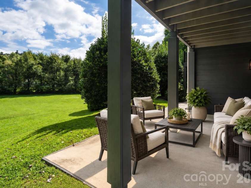 301 Winding Meadows Drive, Flat Rock, NC 28731.  MLS# CAR4381410, YatesRealty ID 22014. Virtually Staged