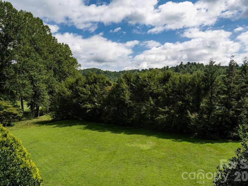 301 Winding Meadows Drive, Flat Rock, NC 28731.  MLS# CAR4381410, YatesRealty ID 22014. Virtually Staged