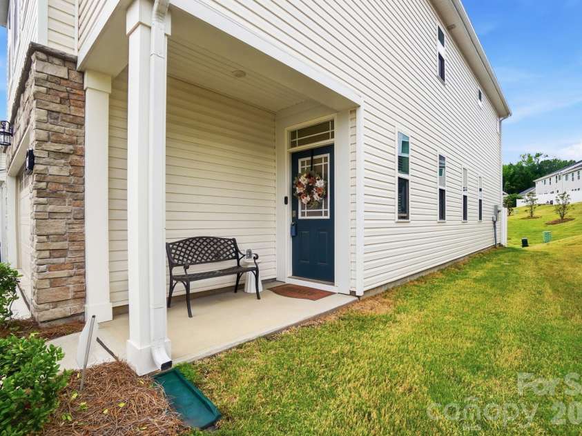 15625 Little Bluestem Street, Charlotte, NC 28278.  MLS# CAR4380451, YatesRealty ID 22015. 