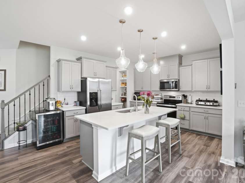 15625 Little Bluestem Street, Charlotte, NC 28278.  MLS# CAR4380451, YatesRealty ID 22015. 