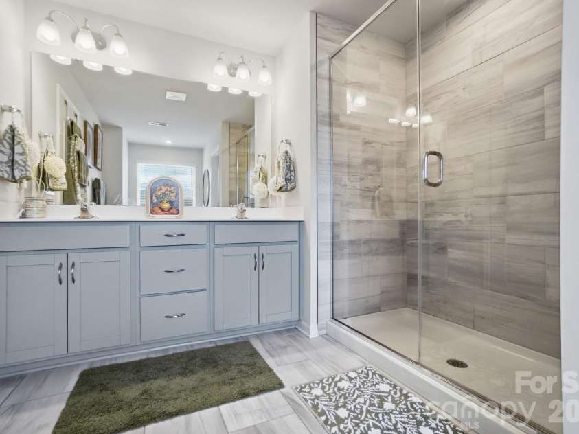 15625 Little Bluestem Street, Charlotte, NC 28278.  MLS# CAR4380451, YatesRealty ID 22015. 