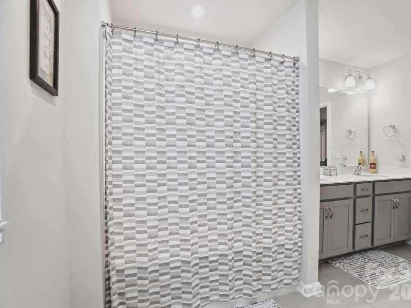 15625 Little Bluestem Street, Charlotte, NC 28278.  MLS# CAR4380451, YatesRealty ID 22015. 
