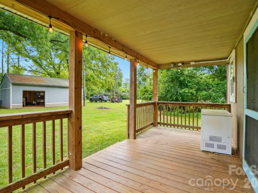 1621 California Road, York, SC 29745.  MLS# CAR4266060, YatesRealty ID 22017. Cottage front Porch