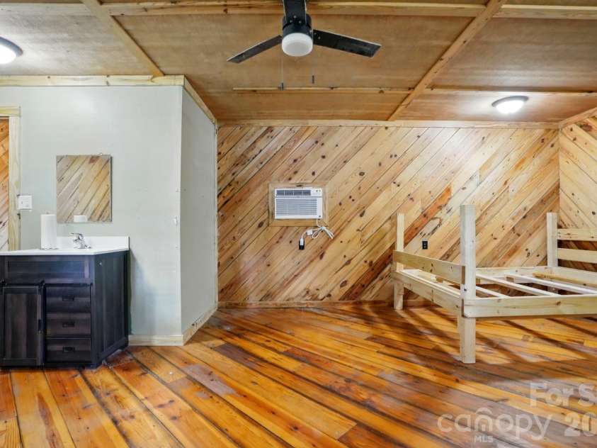 1621 California Road, York, SC 29745.  MLS# CAR4266060, YatesRealty ID 22017. Inside Cottage