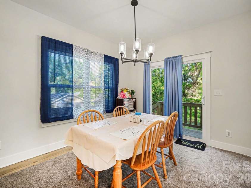 620 Granite Avenue, Gastonia, NC 28052.  MLS# CAR4379585, YatesRealty ID 22017. 