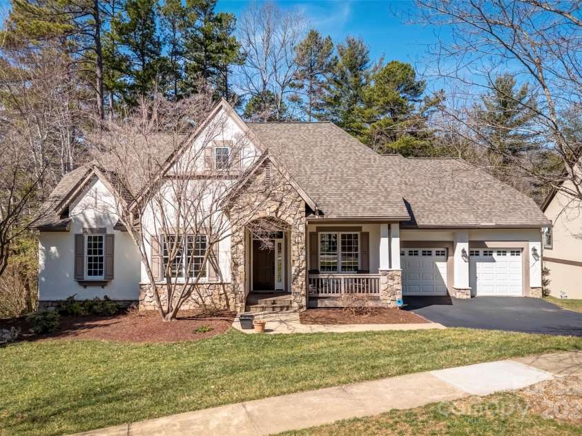 193 Camptown Road, Brevard, NC 28712.  MLS# CAR4231629, YatesRealty ID 22018. 