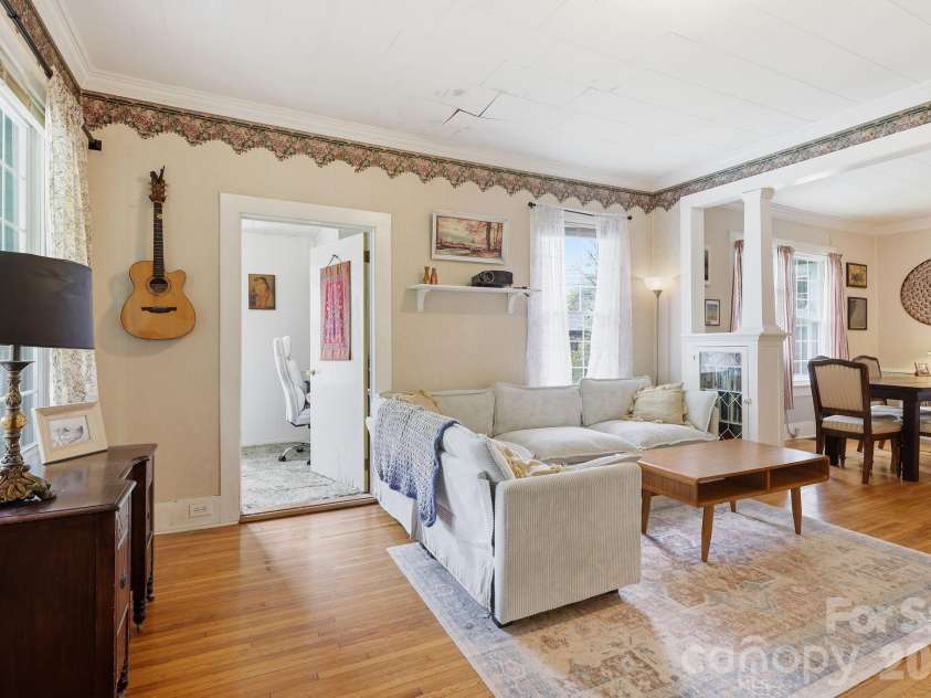 77 Pulliam Street, Marion, NC 28752.  MLS# CAR4378506, YatesRealty ID 22018. 