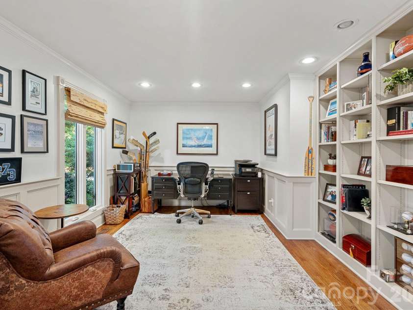 107 Beachview Drive, Mooresville, NC 28117.  MLS# CAR4377535, YatesRealty ID 22019. Dedicated office or flex space on main level