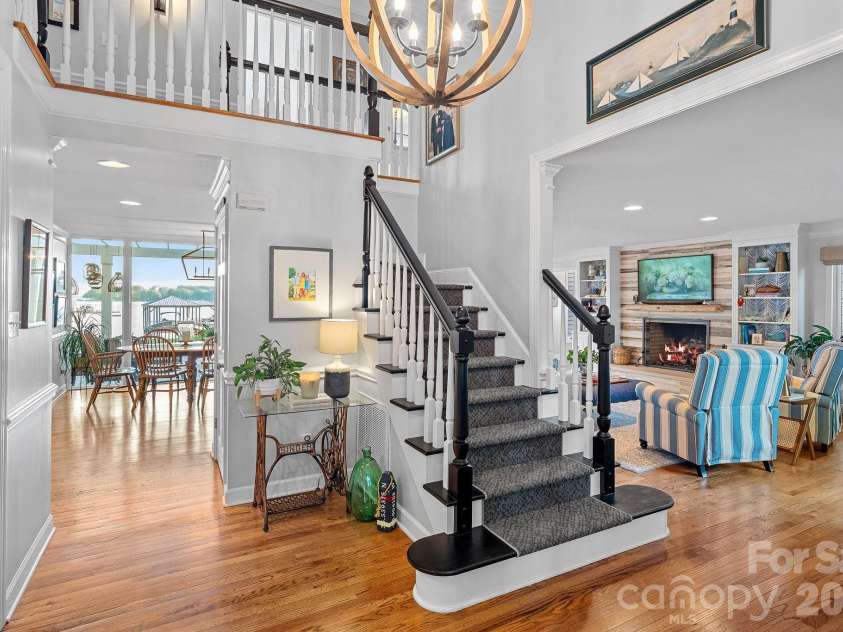 107 Beachview Drive, Mooresville, NC 28117.  MLS# CAR4377535, YatesRealty ID 22019. From the moment you walk in, you will feel at home on the lake