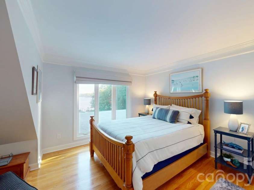 107 Beachview Drive, Mooresville, NC 28117.  MLS# CAR4377535, YatesRealty ID 22019. Generously spaced for comfort