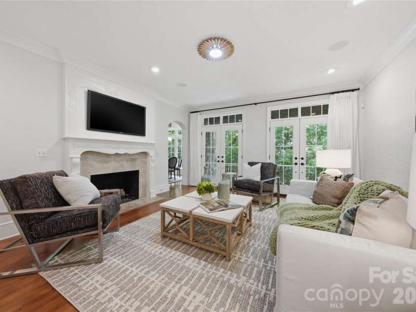 2418 La Maison Drive, Charlotte, NC 28226.  MLS# CAR4356695, YatesRealty ID 22020. 