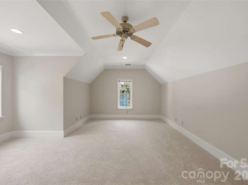 2418 La Maison Drive, Charlotte, NC 28226.  MLS# CAR4356695, YatesRealty ID 22020. 