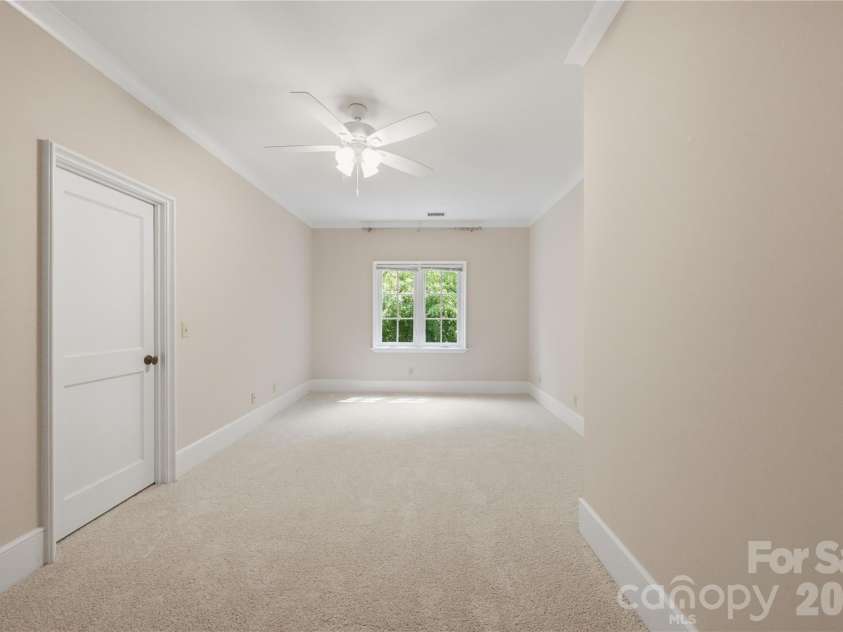 2418 La Maison Drive, Charlotte, NC 28226.  MLS# CAR4356695, YatesRealty ID 22020. 