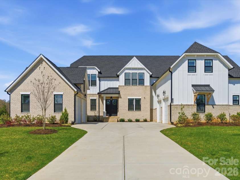 1008 Broadmoor Drive, Marvin, NC 28173.  MLS# CAR4364029, YatesRealty ID 22021. 
