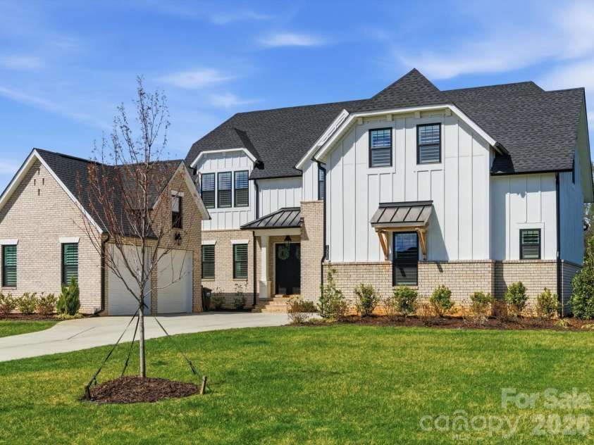1008 Broadmoor Drive, Marvin, NC 28173.  MLS# CAR4364029, YatesRealty ID 22021. 