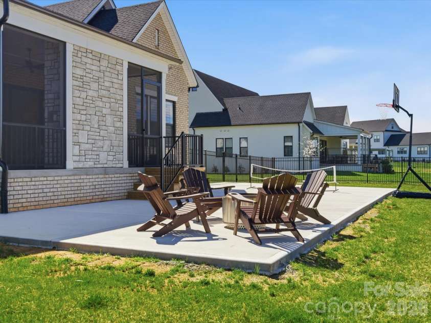 1008 Broadmoor Drive, Marvin, NC 28173.  MLS# CAR4364029, YatesRealty ID 22021. 
