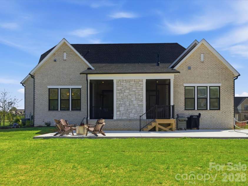 1008 Broadmoor Drive, Marvin, NC 28173.  MLS# CAR4364029, YatesRealty ID 22021. 