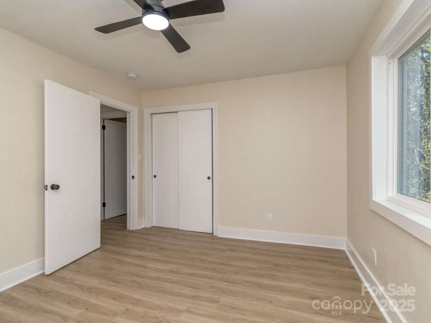 2717 Springway Drive, Charlotte, NC 28205.  MLS# CAR4247126, YatesRealty ID 22023. Bedroom