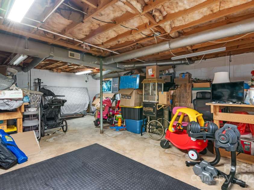 2609 Raintree Street, Connelly Springs, NC 28612.  MLS# CAR4231190, YatesRealty ID 22024. 