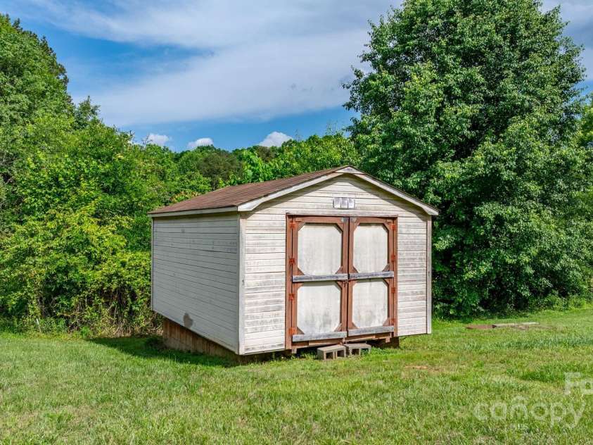 2609 Raintree Street, Connelly Springs, NC 28612.  MLS# CAR4231190, YatesRealty ID 22024. 