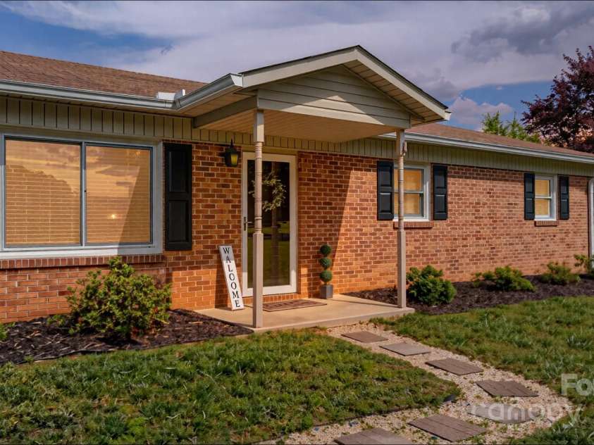 2609 Raintree Street, Connelly Springs, NC 28612.  MLS# CAR4231190, YatesRealty ID 22024. 