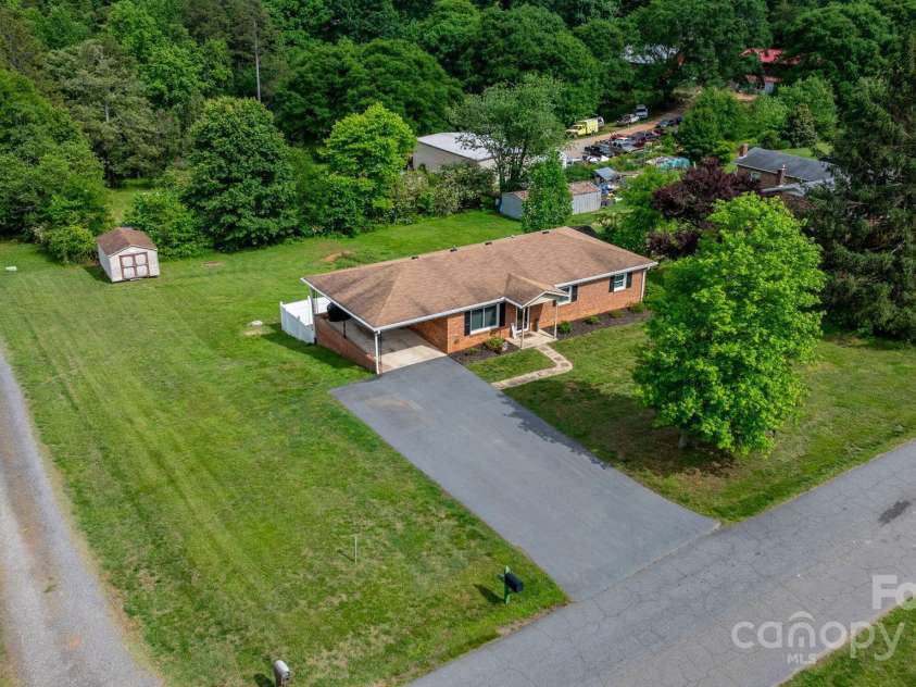 2609 Raintree Street, Connelly Springs, NC 28612.  MLS# CAR4231190, YatesRealty ID 22024. 