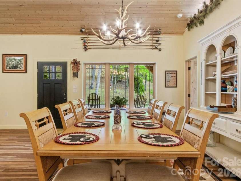 183 Mayfly Court, Spruce Pine, NC 28777.  MLS# CAR4377754, YatesRealty ID 22025. 