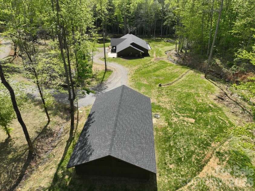 183 Mayfly Court, Spruce Pine, NC 28777.  MLS# CAR4377754, YatesRealty ID 22025. 