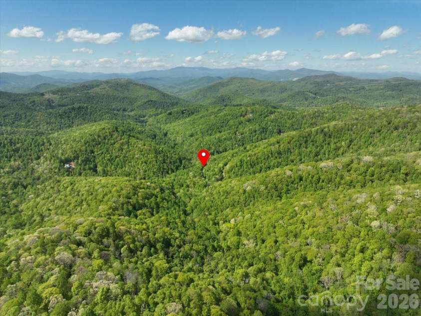 183 Mayfly Court, Spruce Pine, NC 28777.  MLS# CAR4377754, YatesRealty ID 22025. 