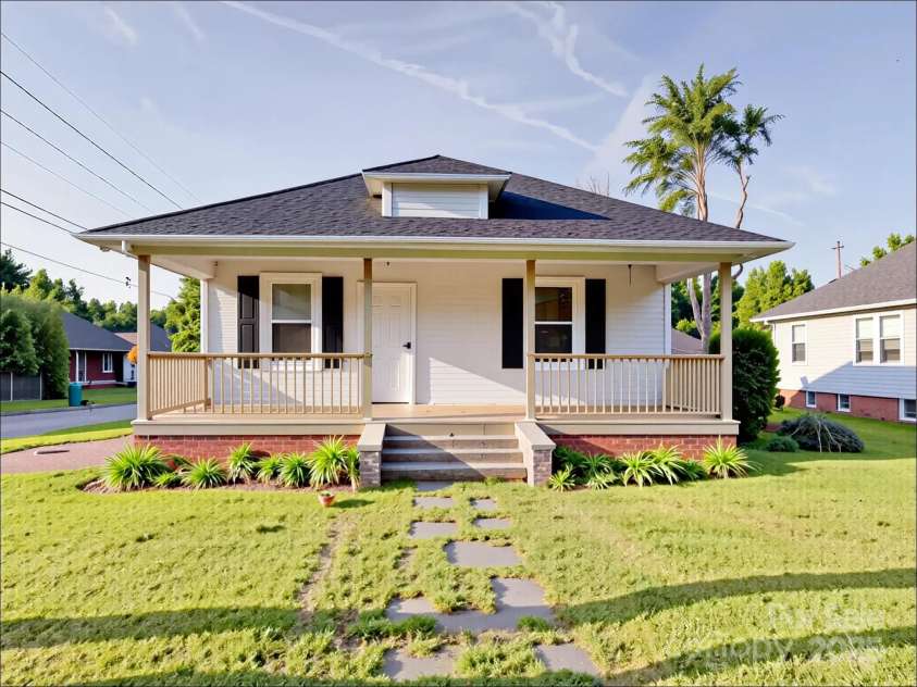 55 Ranlo Avenue, Gastonia, NC 28054.  MLS# CAR4253753, YatesRealty ID 22025. 