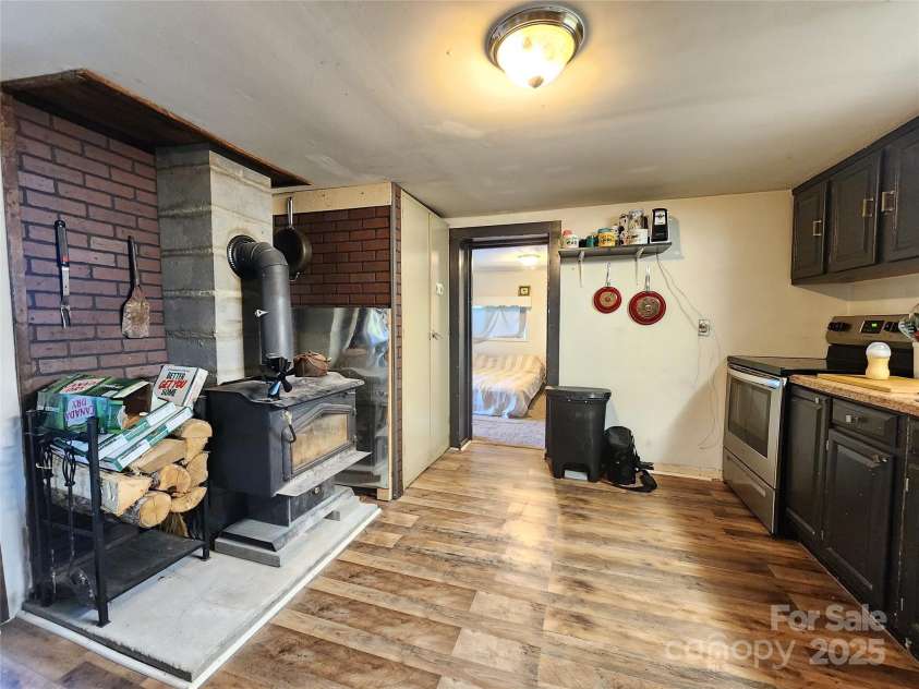 165 Ray Street, Waynesville, NC 28786.  MLS# CAR4267067, YatesRealty ID 22027. 