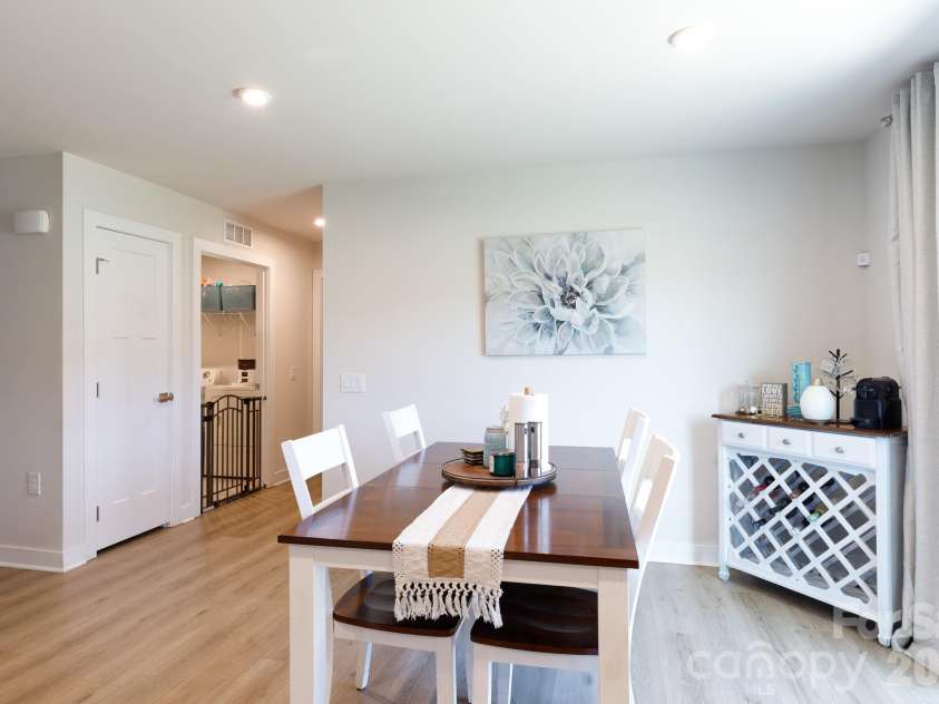 329 Damask Drive, Lancaster, SC 29720.  MLS# CAR4382139, YatesRealty ID 22028. 