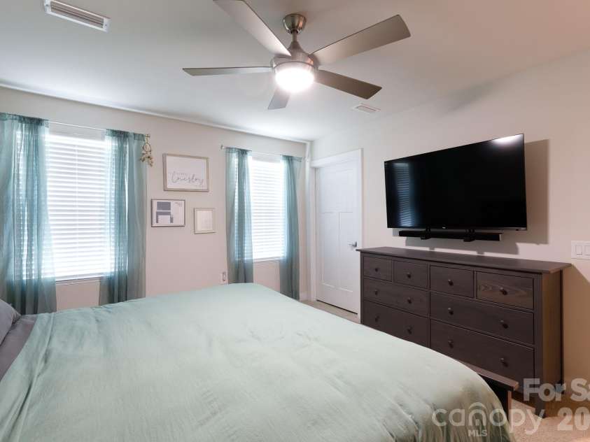 329 Damask Drive, Lancaster, SC 29720.  MLS# CAR4382139, YatesRealty ID 22028. 