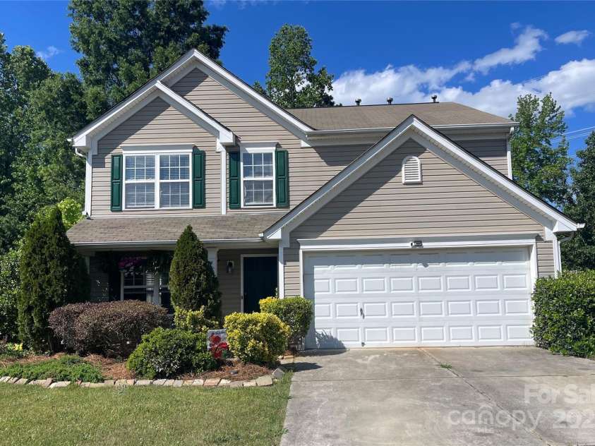 4698 Hannah Drive, Rock Hill, SC 29732.  MLS# CAR4254794, YatesRealty ID 22028. 