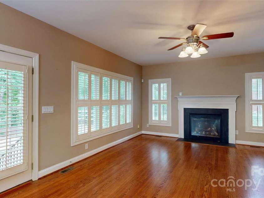 4066 Belle Meade Circle, Belmont, NC 28012.  MLS# CAR4255960, YatesRealty ID 22029. 